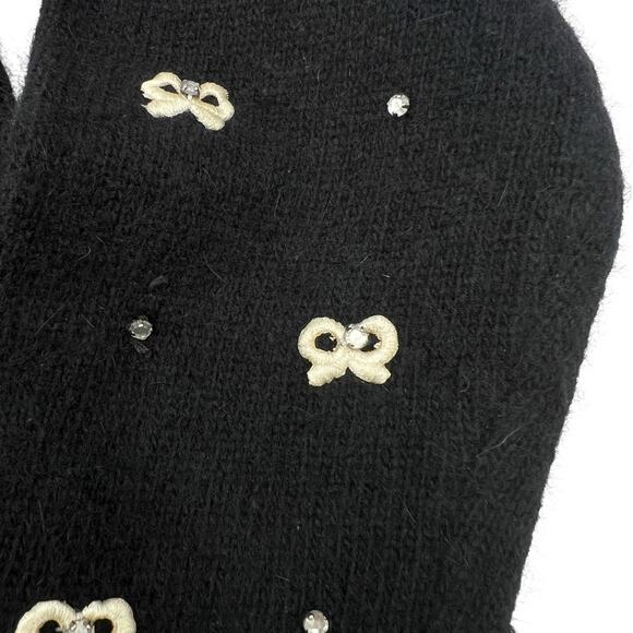 White Wheeler & Martha Womens VTG Rhinestone Bow Lambswool Angora Cardigan Sz M - Picture 4 of 15